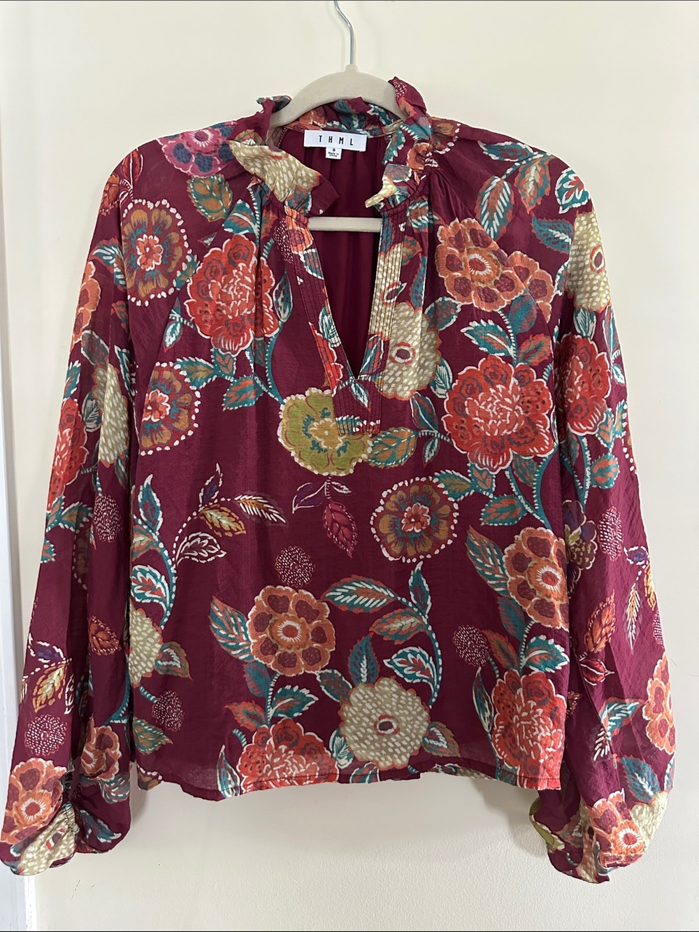 THML Maroon Floral Split-Neck Ruffle Blouse, size S